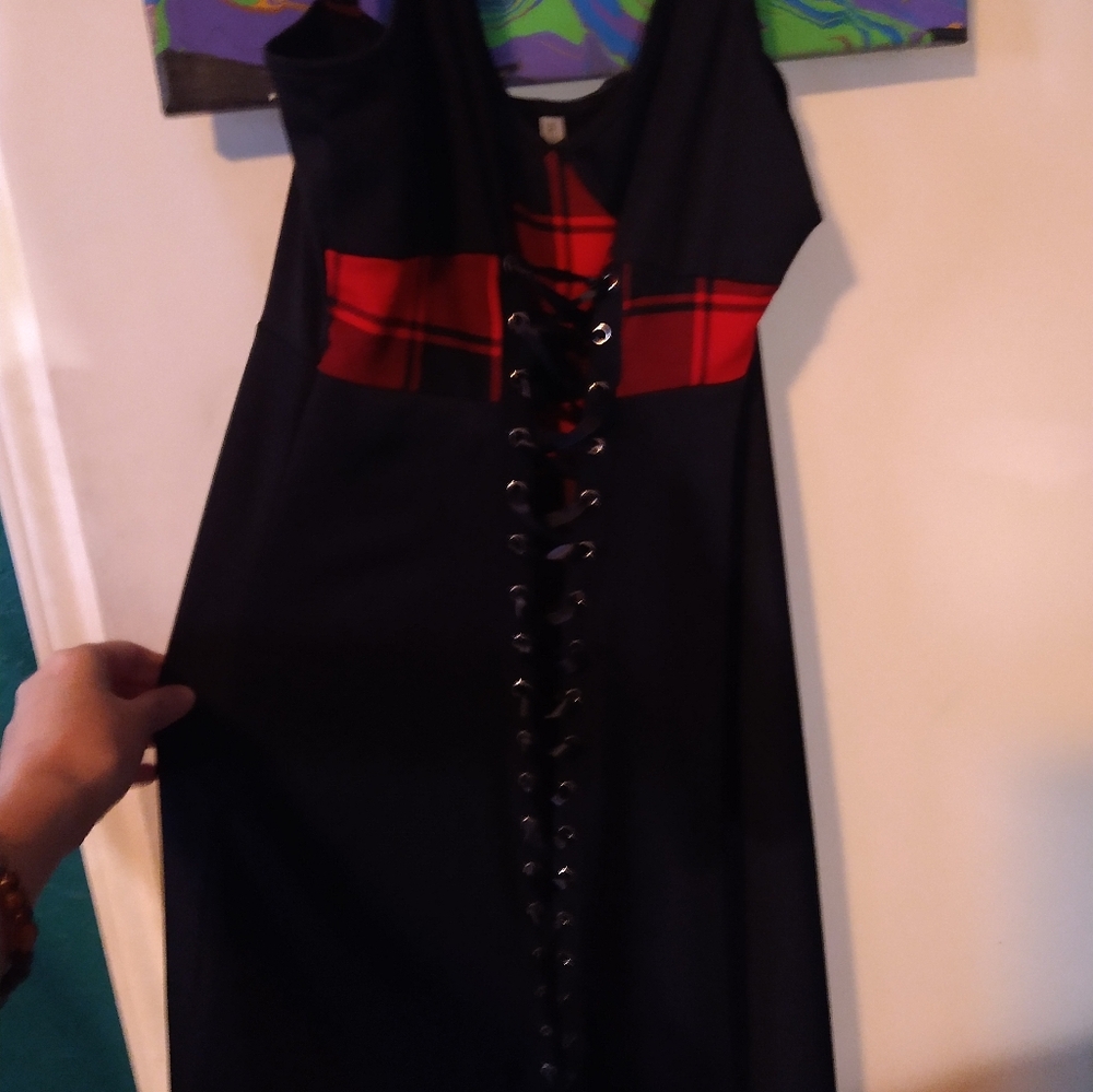 BLACK AND RED GOTHIC PLAID DRESS - Picture 2 of 4